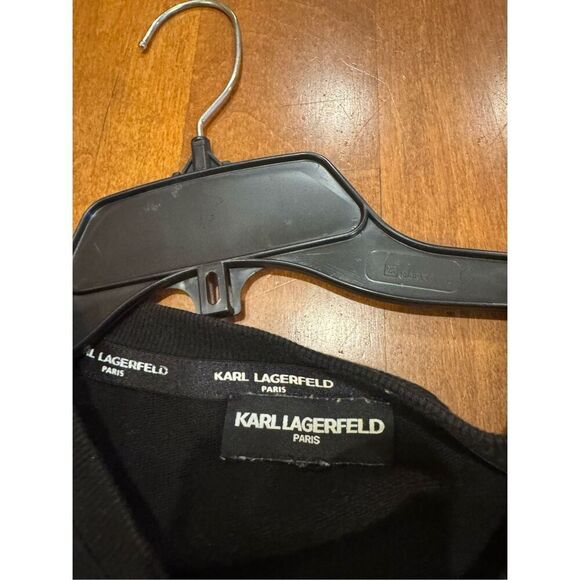 Woman’s Karl Lagerfeld sweatshirt size medium - Picture 3 of 4